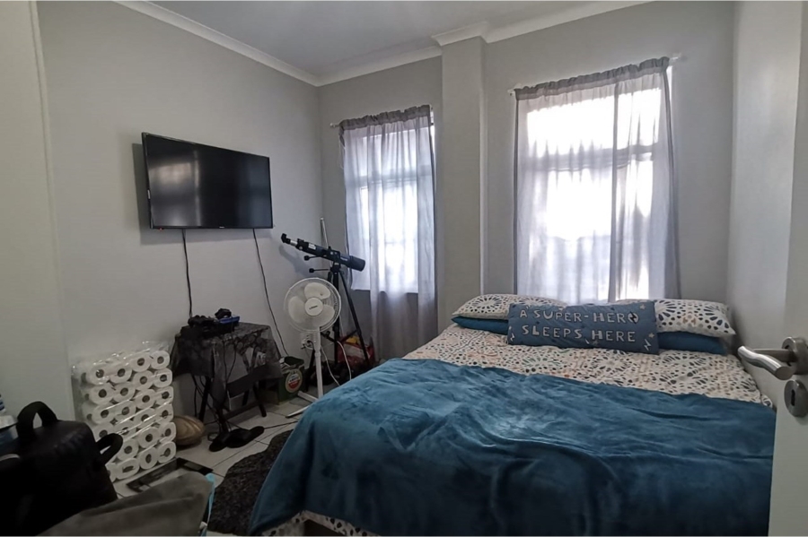 2 Bedroom Property for Sale in Esterville Western Cape